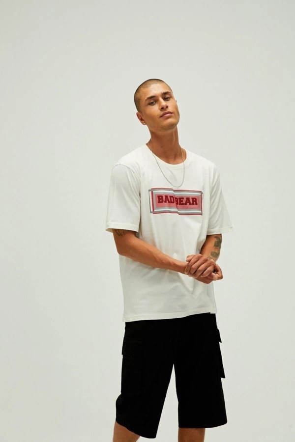 BAD BEAR 22.01.07.047  MESH ON FILE DETAYLI  0 YAKA KISA KOL TSH