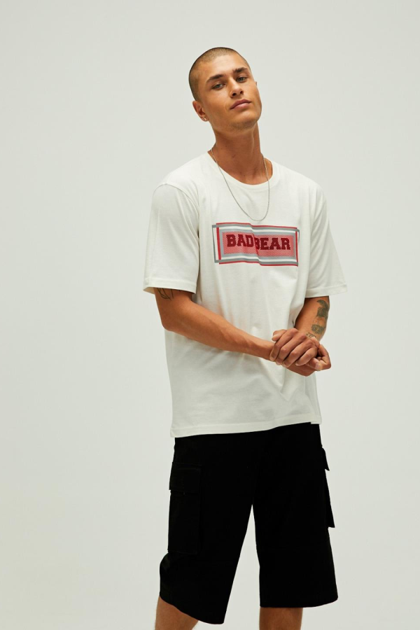 BAD BEAR 22.01.07.047  MESH ON FILE DETAYLI  0 YAKA KISA KOL TSH