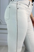 BOLINTO YANLARI ZINCIRLI YUKSEK BEL 5 CEP LIKRALI DAR PACA PANTOLON BOLINTO YANLARI ZINCIRLI YUKSEK BEL 5 CEP LIKRALI DAR PACA PANTOLON