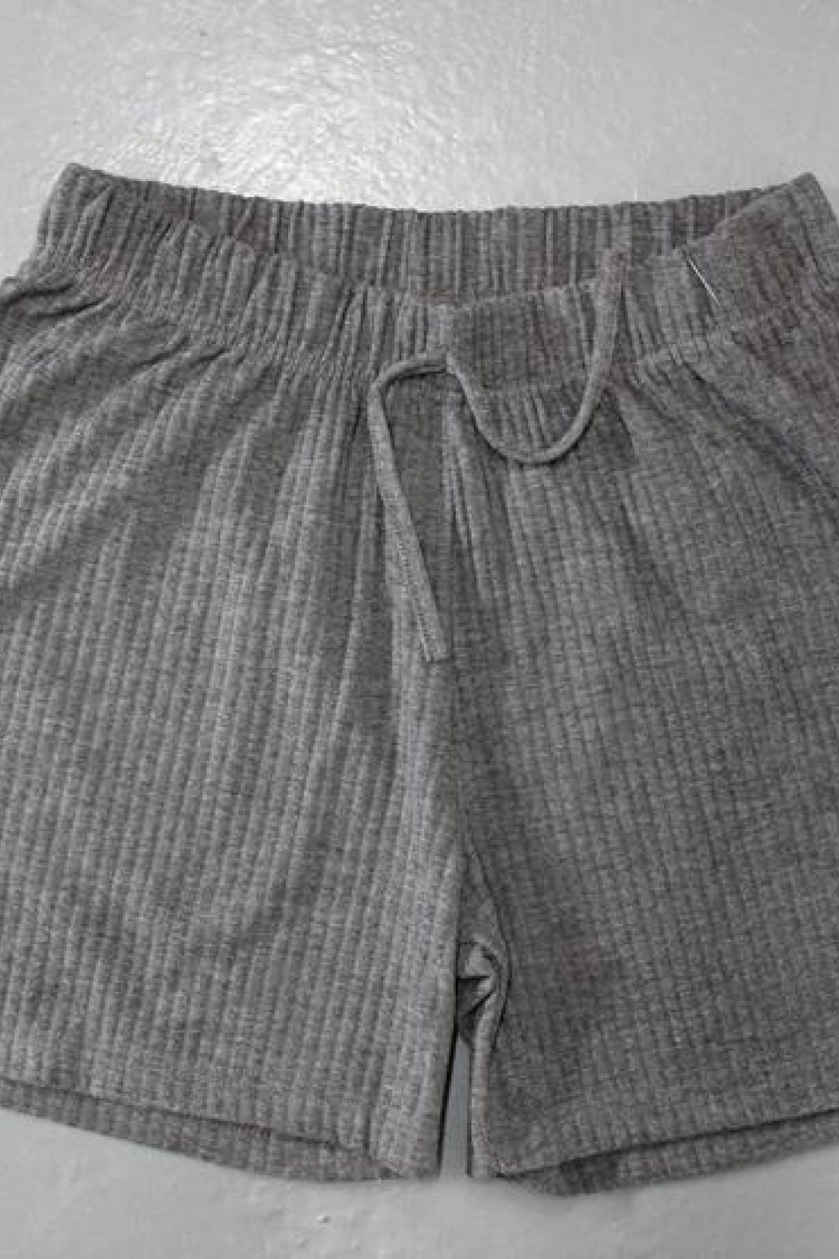 FLEUR BEL LASTIKLI SUS BAGCIKLI CEPSIZ TRIL TRIL PENYE SHORT FLEUR BEL LASTIKLI SUS BAGCIKLI CEPSIZ TRIL TRIL PENYE SHORT