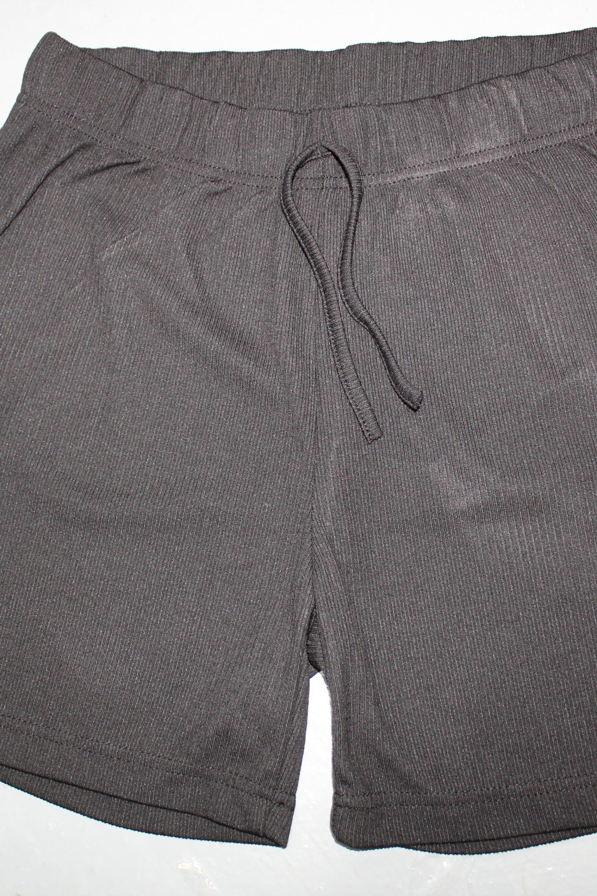 FLEUR BEL LASTIKLI SUS BAGCIKLI CEPSIZ TRIL TRIL  PENYE SHORT