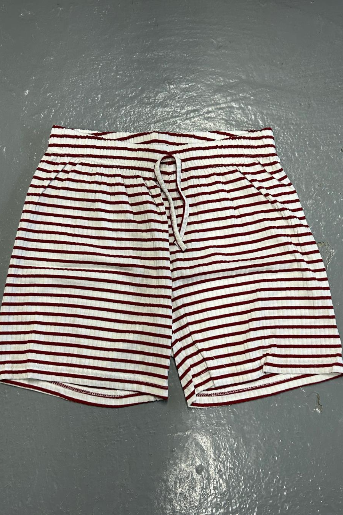 FLEUR BEL LASTIKLI SUS BAGCIKLI CEPSIZ TRIL TRIL  PENYE SHORT