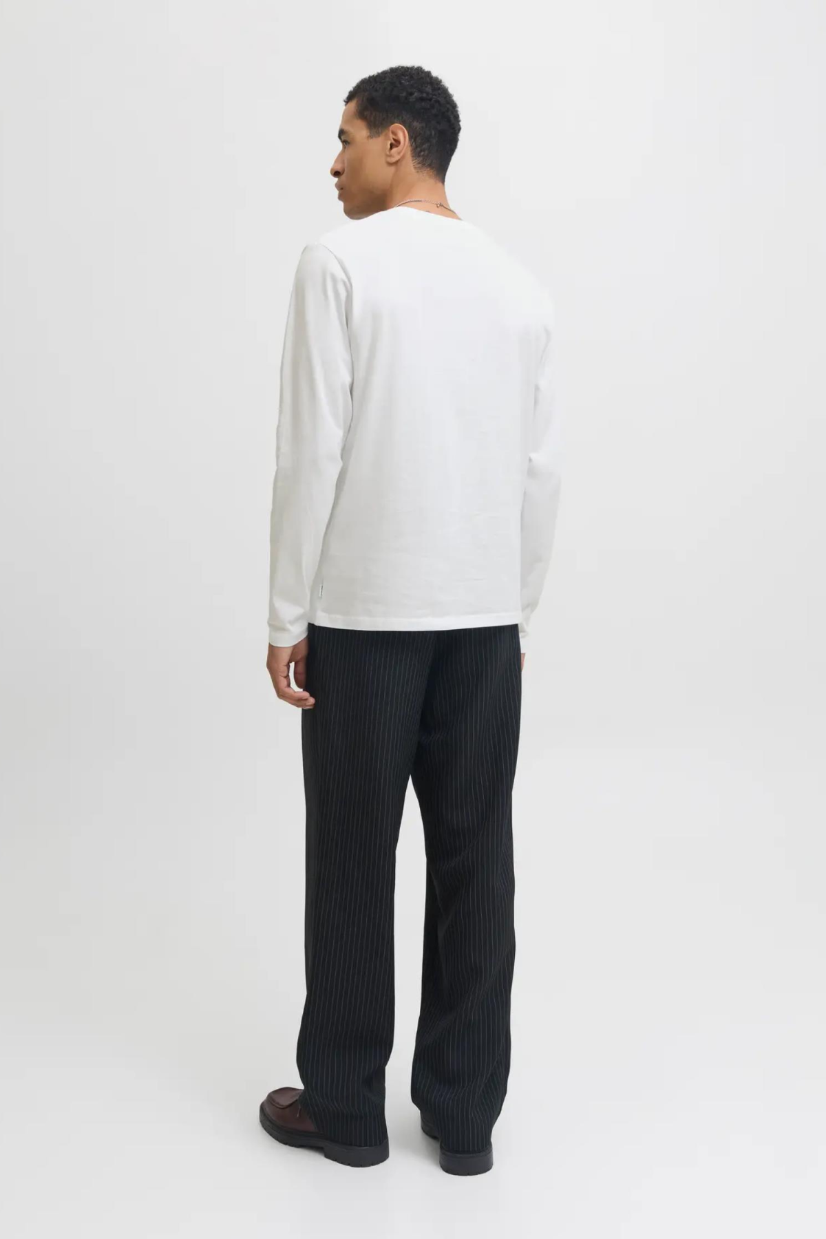 JACK&JONES 112279538 JJE ORGANIC BASIC 0 YAKA  UZUN KOL ERKEK TSH