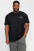 JACK&JONES 12158505 SOL GOGUS YAZILI BUYUK BEDEN KISA KOL TSHIRT