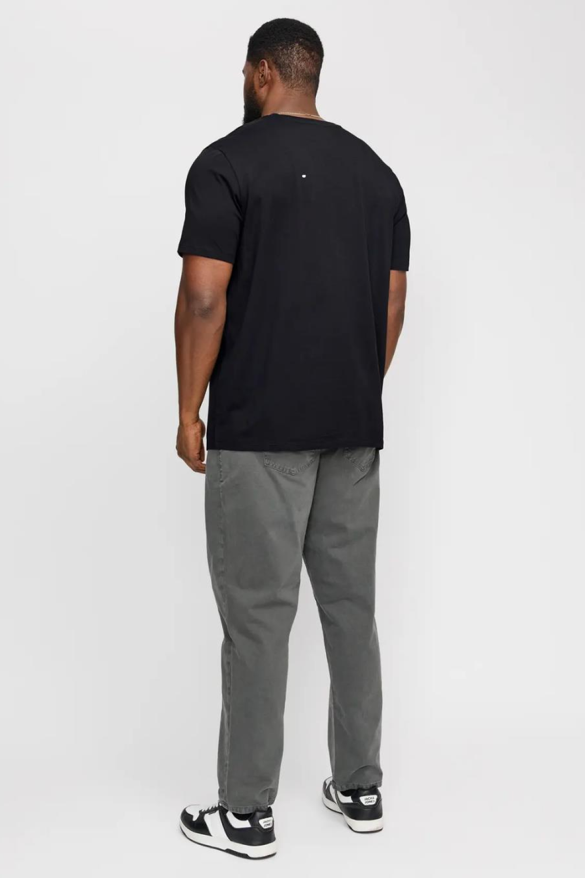 JACK&JONES 12158505 SOL GOGUS YAZILI BUYUK BEDEN KISA KOL TSHIRT JACK&JONES 12158505 SOL GOGUS YAZILI BUYUK BEDEN KISA KOL TSHIRT