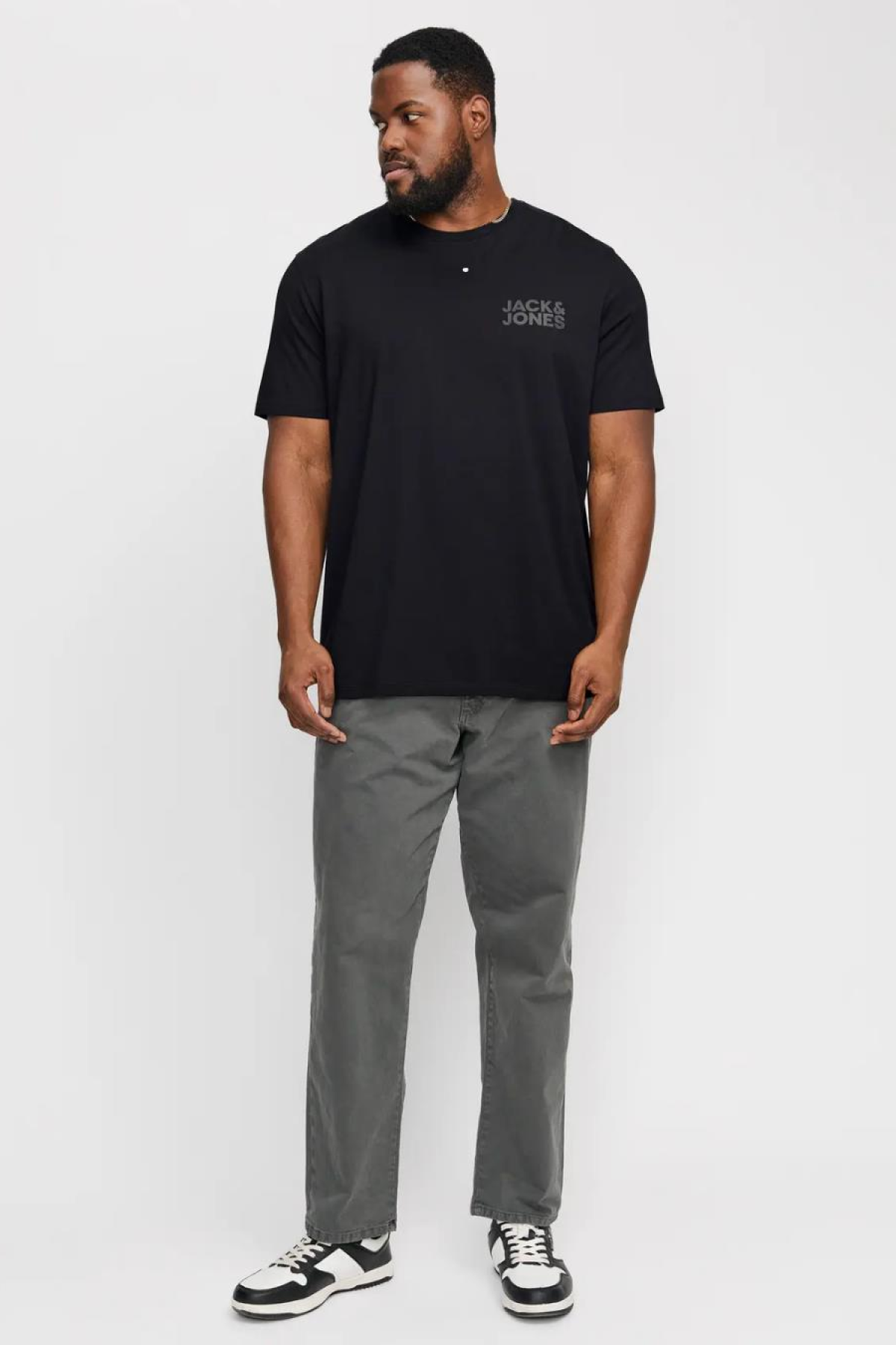 JACK&JONES 12158505 SOL GOGUS YAZILI BUYUK BEDEN KISA KOL TSHIRT JACK&JONES 12158505 SOL GOGUS YAZILI BUYUK BEDEN KISA KOL TSHIRT