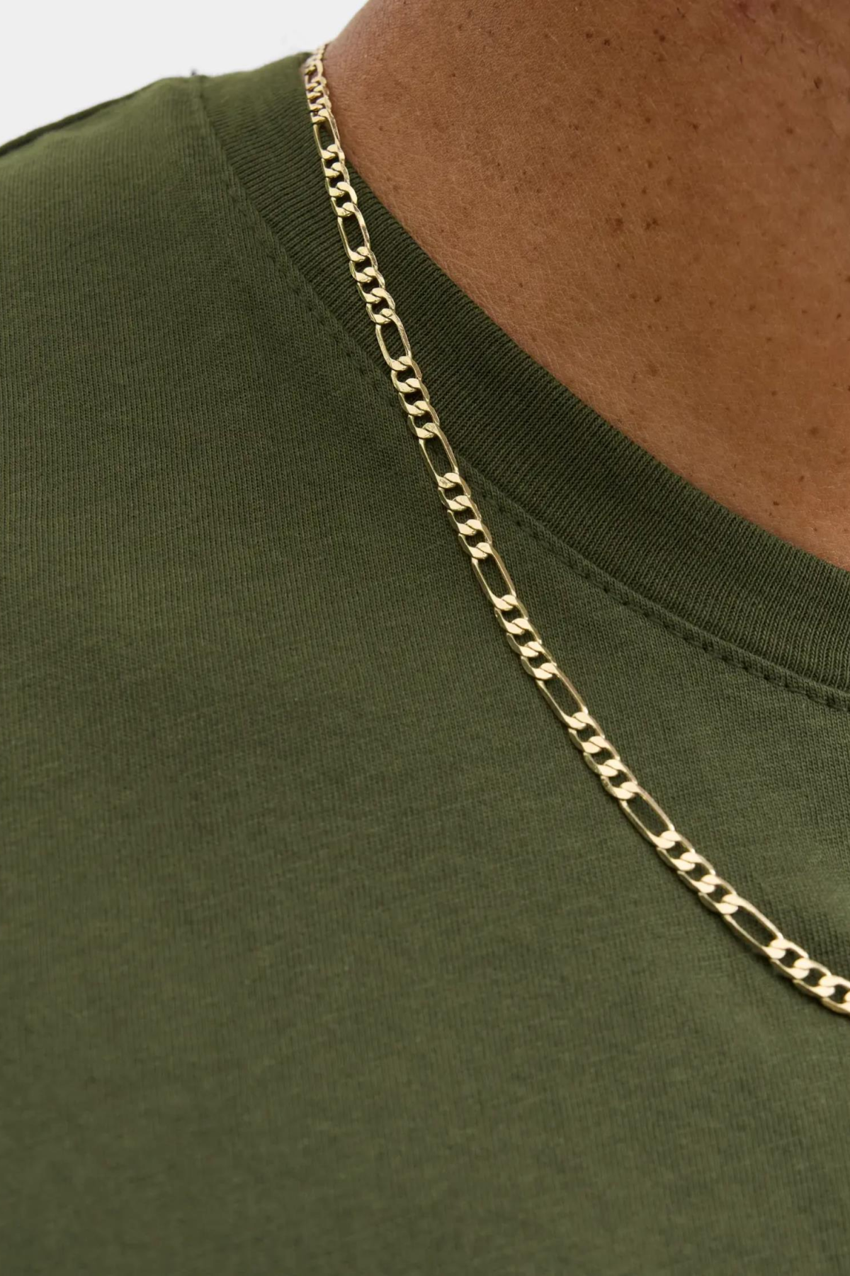 JACK&JONES 12158505 SOL GOGUS YAZILI BUYUK BEDEN KISA KOL TSHIRT