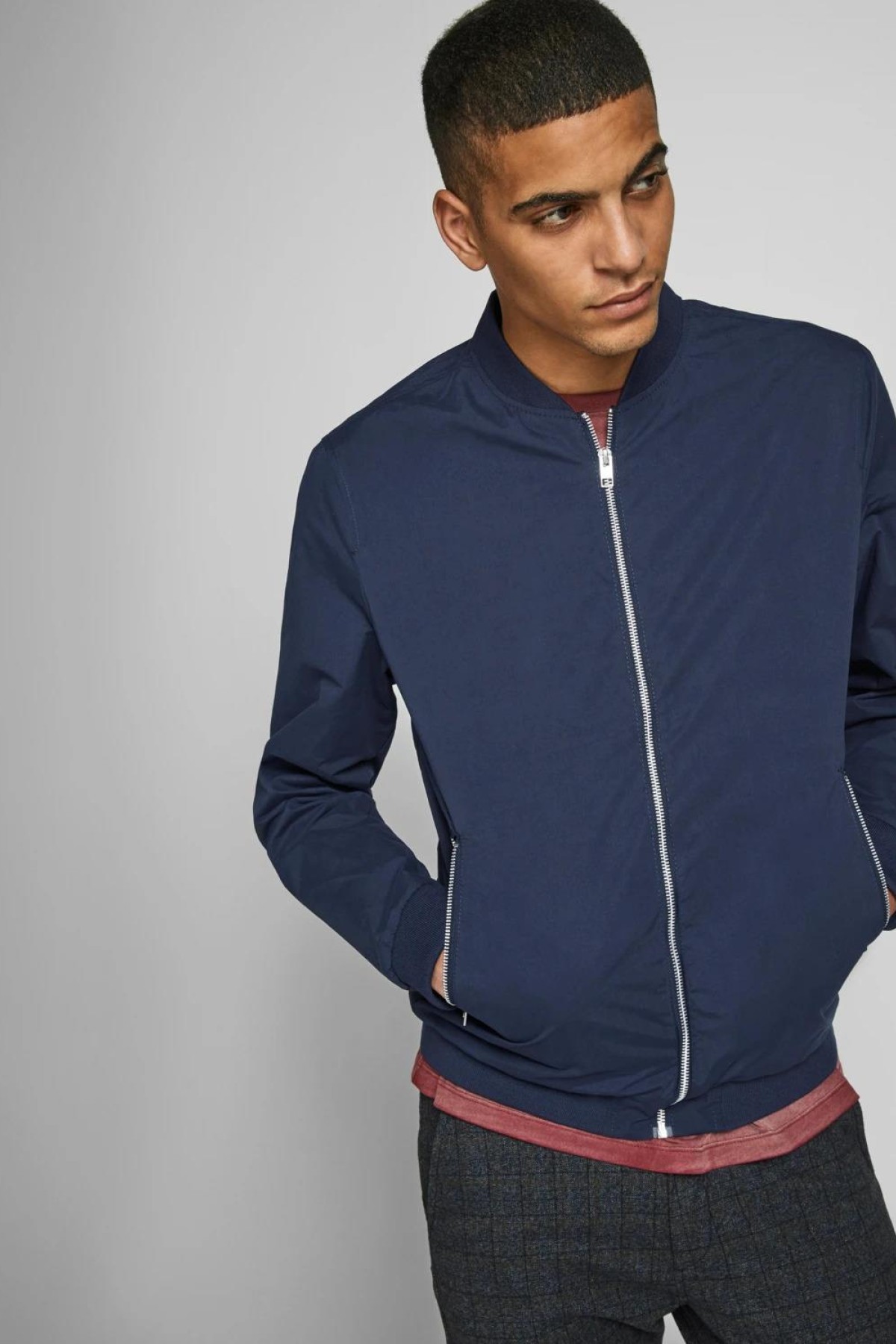 JACK & JONES 12165203 HAKIM V YAKA BAHARLIK ERKEK MONT JACK & JONES 12165203 HAKIM V YAKA BAHARLIK ERKEK MONT