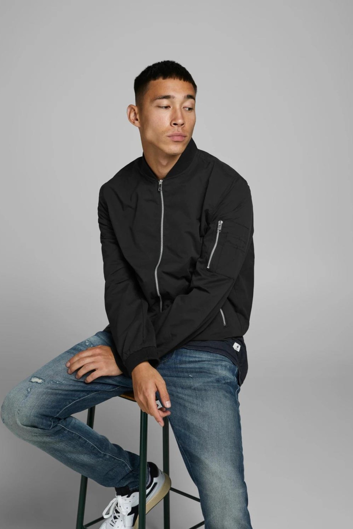 JACK & JONES 12165203 HAKIM V YAKA BAHARLIK ERKEK MONT