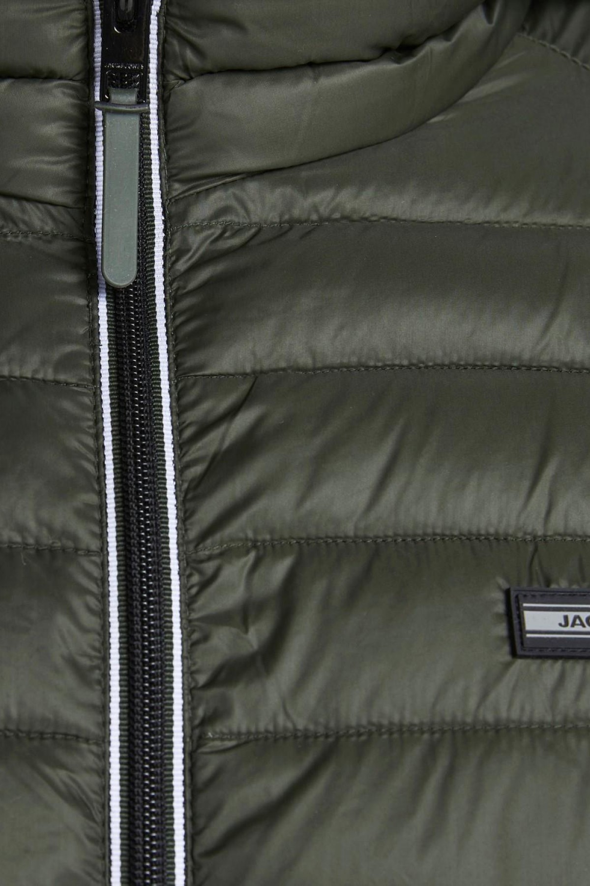 JACK&JONES 12194740 HAKIM YAKA 2 CEP DIKISLI SISME MONT JACK&JONES 12194740 HAKIM YAKA 2 CEP DIKISLI SISME MONT