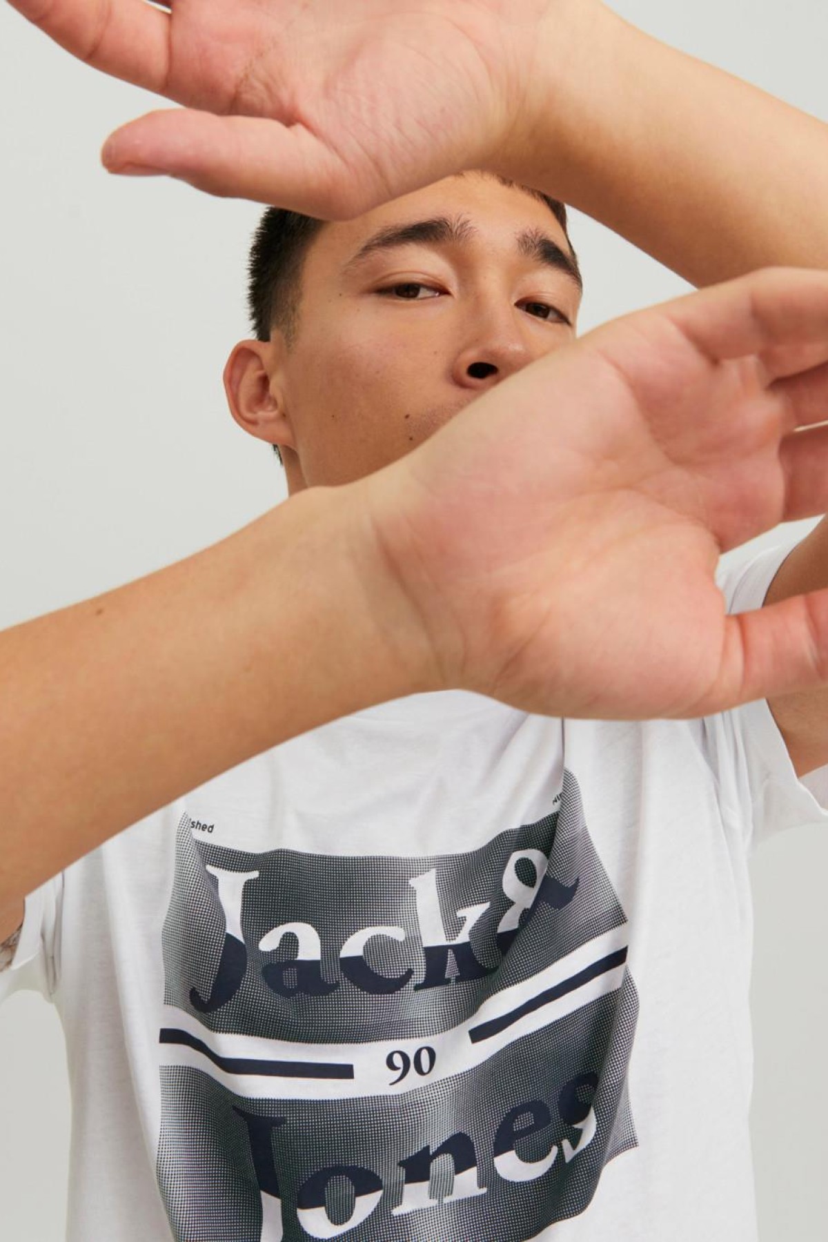 JACK&JONES 12211194 NINETEEN NINETY BASKI 0 YAKA KISA KOL TSHIRT JACK&JONES 12211194 NINETEEN NINETY BASKI 0 YAKA KISA KOL TSHIRT