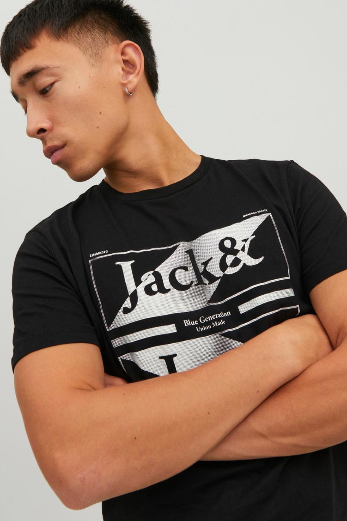 JACK&JONES 12211194 NINETEEN NINETY BASKI 0 YAKA KISA KOL TSHIRT JACK&JONES 12211194 NINETEEN NINETY BASKI 0 YAKA KISA KOL TSHIRT