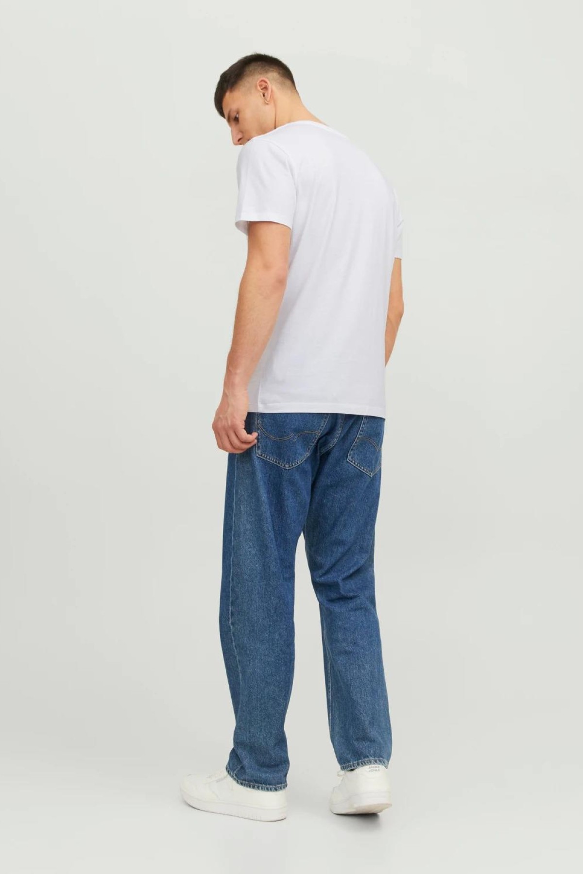 JACK & JONES 12233999 0 YAKA ONU CIZGI USTU JACK JONES YAZILI KISA KOL %100 COTON TSHIRT JACK & JONES 12233999 0 YAKA ONU CIZGI USTU JACK JONES YAZILI KISA KOL %100 COTON TSHIRT