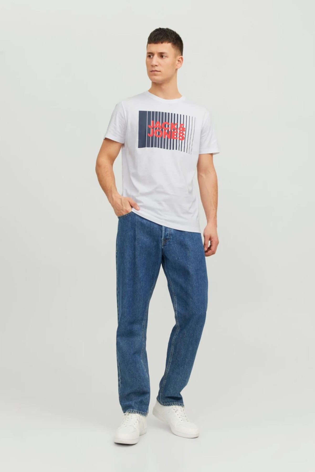 JACK & JONES 12233999 0 YAKA ONU CIZGI USTU JACK JONES YAZILI KISA KOL %100 COTON TSHIRT JACK & JONES 12233999 0 YAKA ONU CIZGI USTU JACK JONES YAZILI KISA KOL %100 COTON TSHIRT