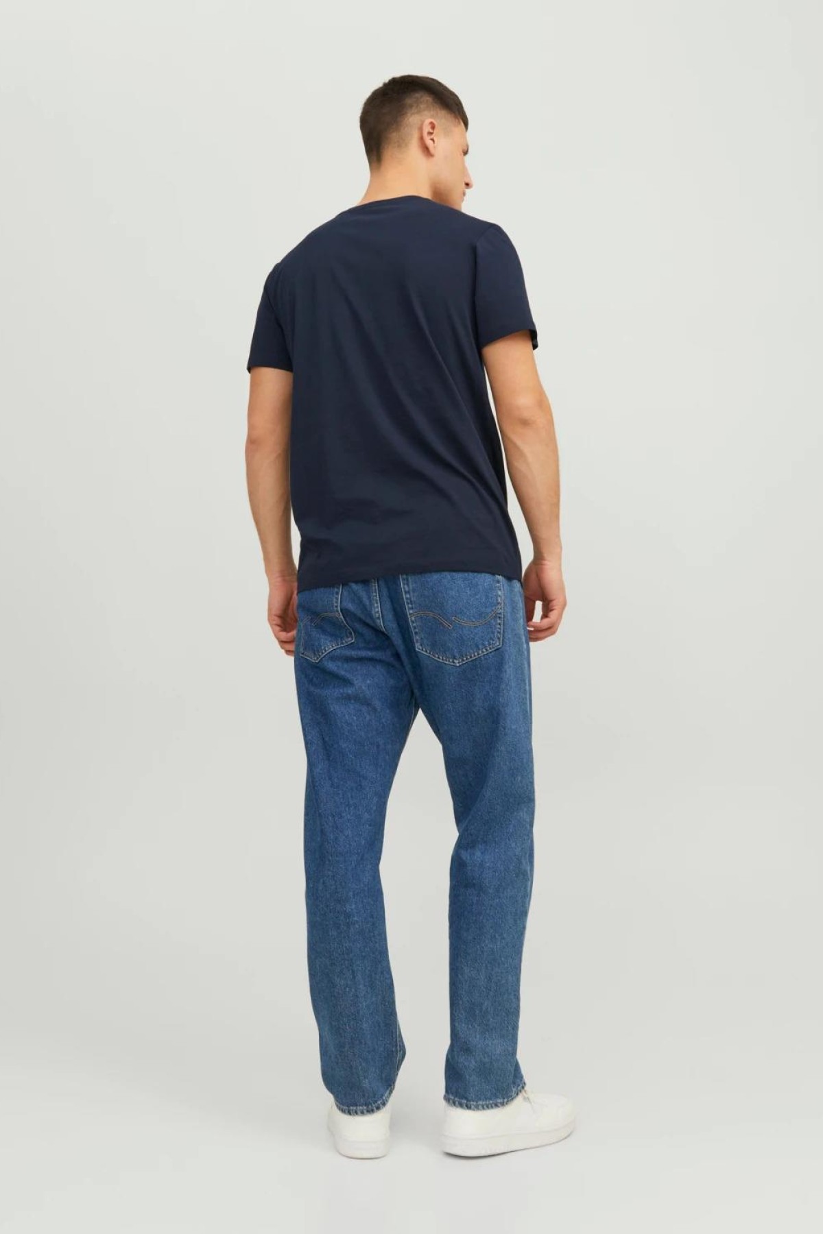 JACK & JONES 12233999 0 YAKA ONU CIZGI USTU JACK JONES YAZILI KISA KOL %100 COTON TSHIRT JACK & JONES 12233999 0 YAKA ONU CIZGI USTU JACK JONES YAZILI KISA KOL %100 COTON TSHIRT