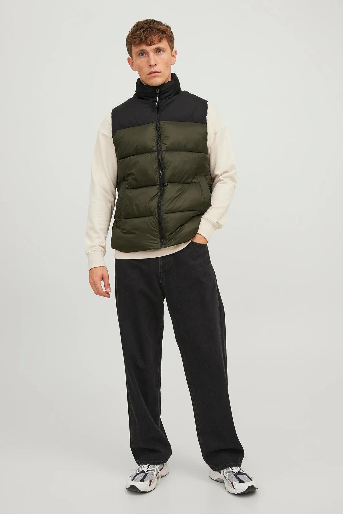 JACK&JONES 12235861 IC DOLGULU YELEK JACK&JONES 12235861 IC DOLGULU YELEK