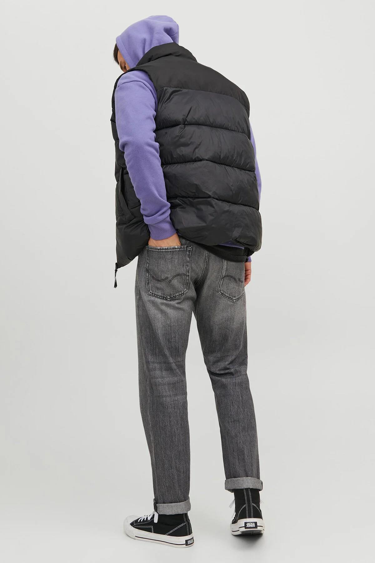 JACK&JONES 12235861 IC DOLGULU YELEK JACK&JONES 12235861 IC DOLGULU YELEK