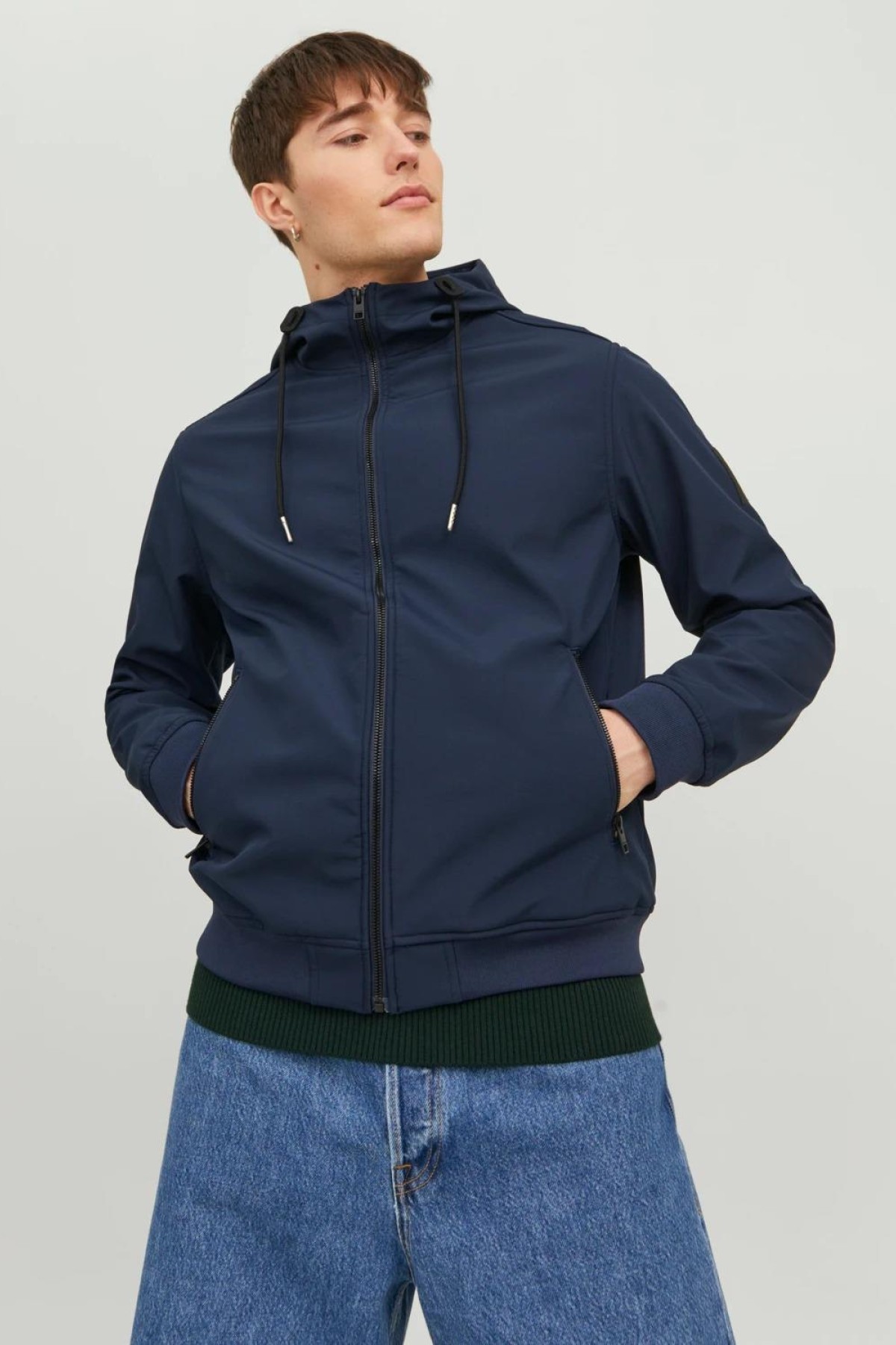 JACK&JONES 12236300 FERMUARLI KAPUSONLU SOFTSHELL MONT JACK&JONES 12236300 FERMUARLI KAPUSONLU SOFTSHELL MONT
