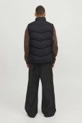 JACK&JONES 12238853 ICI DOLGULU KAPAK CEPLI SISME YELEK JACK&JONES 12238853 ICI DOLGULU KAPAK CEPLI SISME YELEK