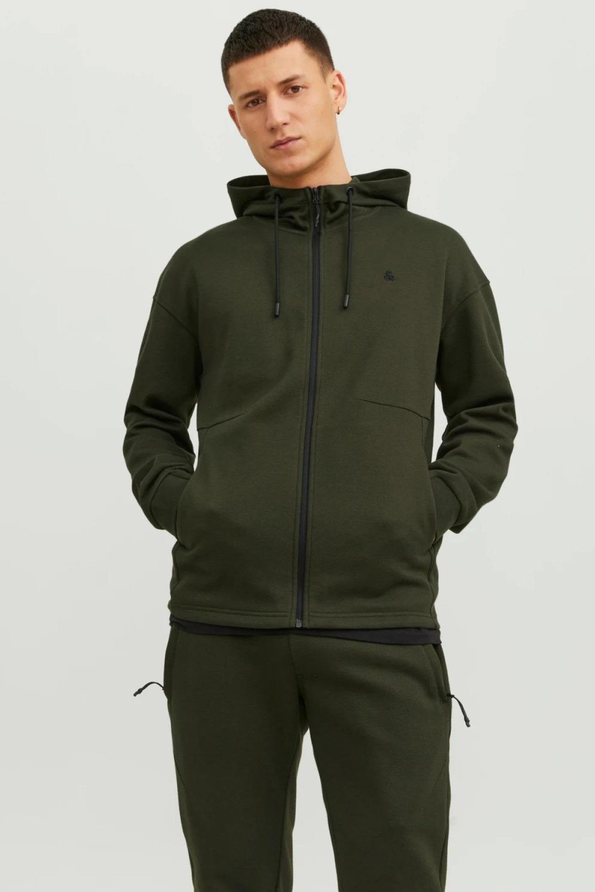 JACK&JONES 12240595 ON FERMUARLI 2 CEP PARCA DETAYLI KAPUSONLU SWEAT