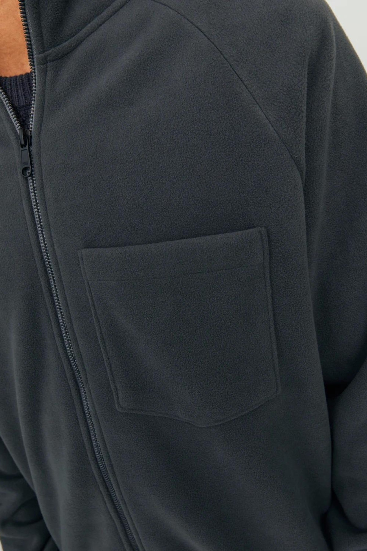 JACK&JONES 12241924 ON FERMUARLI ALT LASTIKLI POLAR SWEAT JACK&JONES 12241924 ON FERMUARLI ALT LASTIKLI POLAR SWEAT