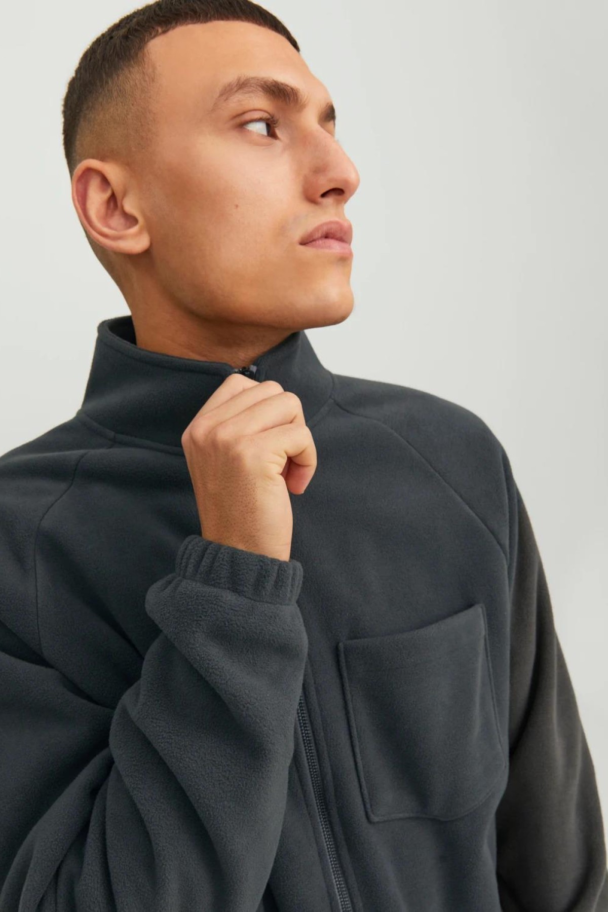 JACK&JONES 12241924 ON FERMUARLI ALT LASTIKLI POLAR SWEAT JACK&JONES 12241924 ON FERMUARLI ALT LASTIKLI POLAR SWEAT