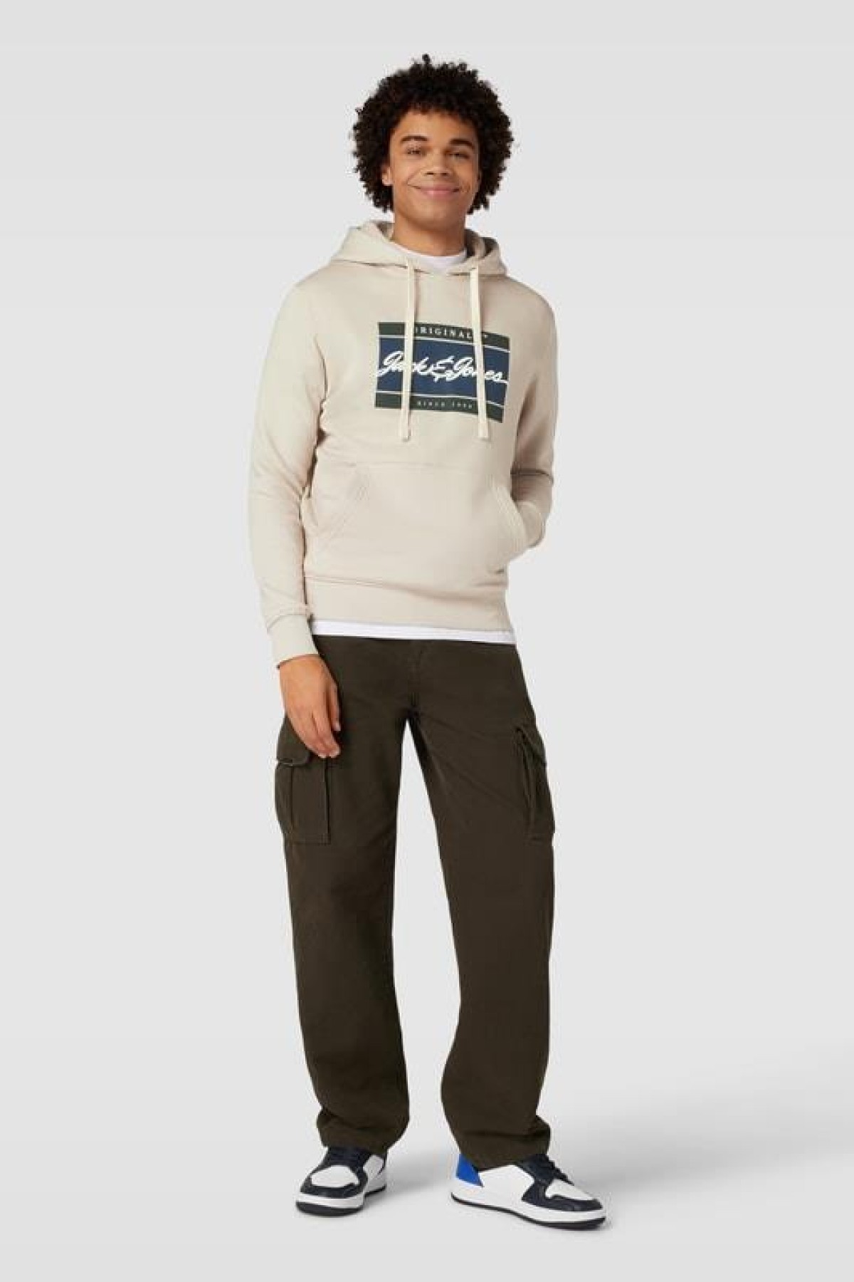 JACK&JONES 12247302 ON YAZILI 2 IPLIK SARDONLU KAPUSONLU  SWEAT