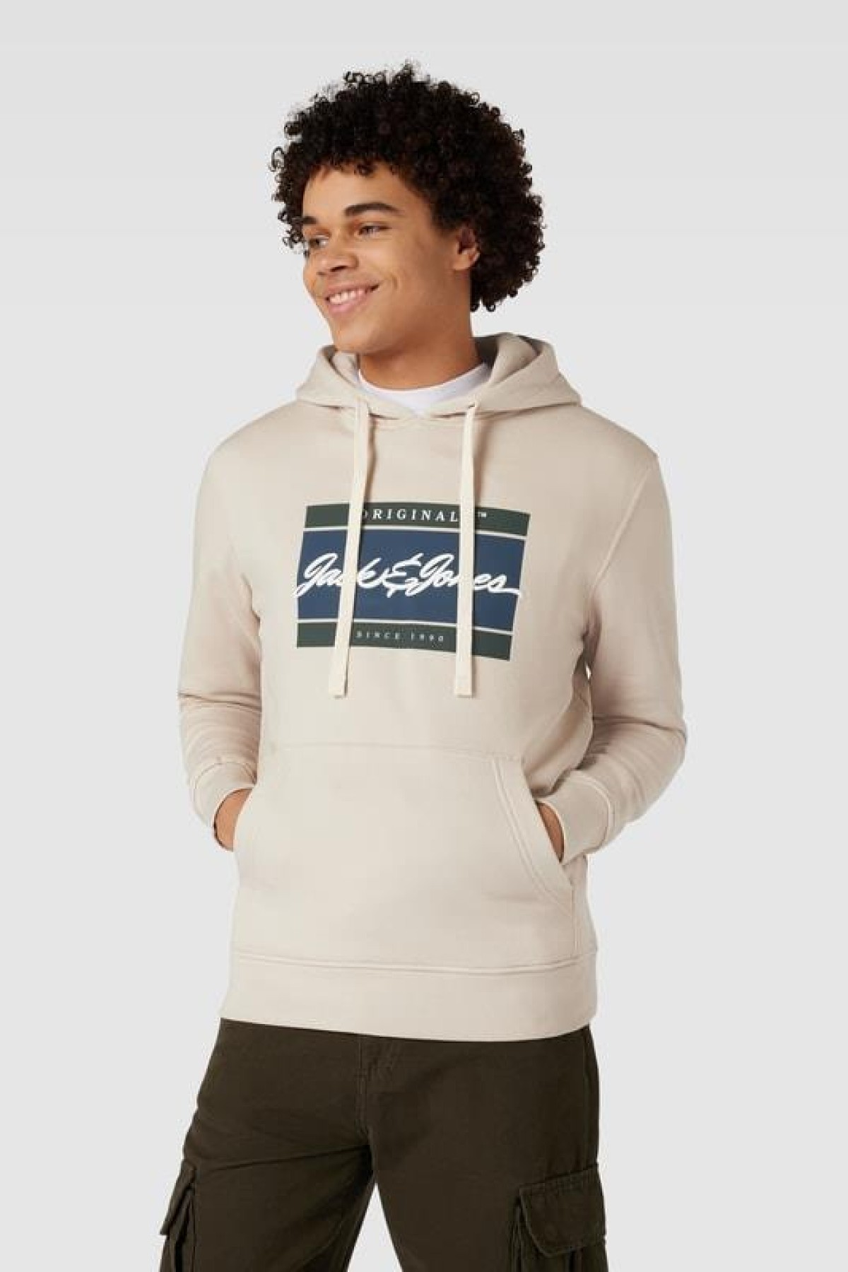 JACK&JONES 12247302 ON YAZILI 2 IPLIK SARDONLU KAPUSONLU SWEAT JACK&JONES 12247302 ON YAZILI 2 IPLIK SARDONLU KAPUSONLU SWEAT