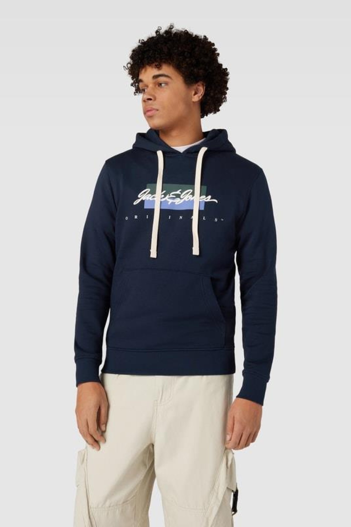 JACK&JONES 12247302 ON YAZILI 2 IPLIK SARDONLU KAPUSONLU SWEAT JACK&JONES 12247302 ON YAZILI 2 IPLIK SARDONLU KAPUSONLU SWEAT