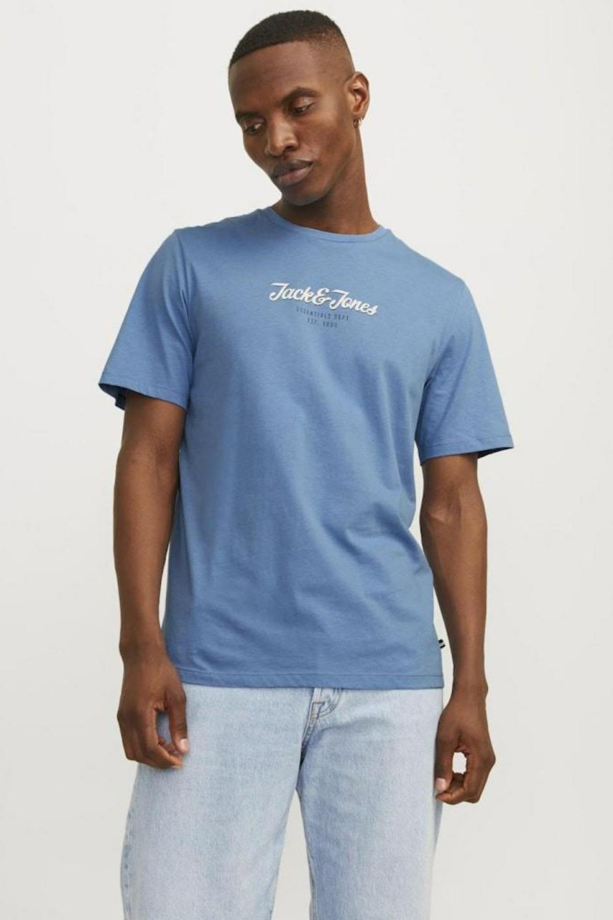 JACK&JONES 12248600 ONU YAZILI   0 YAKA KISA KOL TSHIRT
