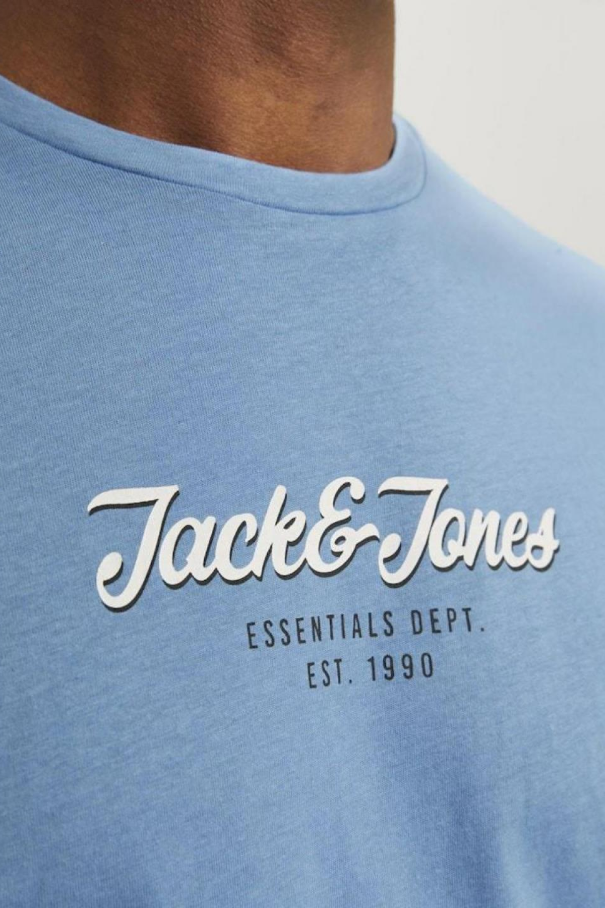 JACK&JONES 12248600 ONU YAZILI 0 YAKA KISA KOL TSHIRT JACK&JONES 12248600 ONU YAZILI 0 YAKA KISA KOL TSHIRT