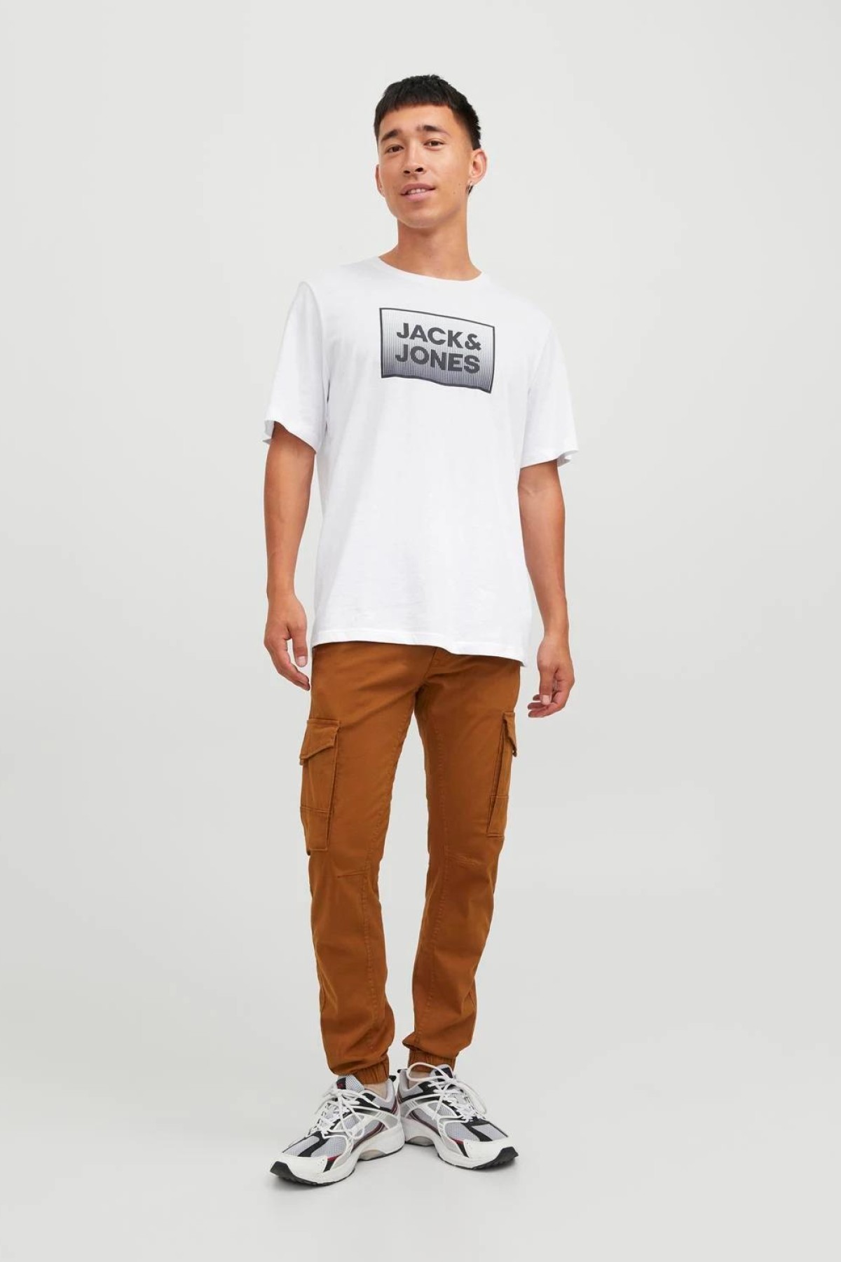 JACK&JONES 12249331 JACK&JONES YAZILI YUVARLAK YAKA KISA KOL TSHIRT JACK&JONES 12249331 JACK&JONES YAZILI YUVARLAK YAKA KISA KOL TSHIRT