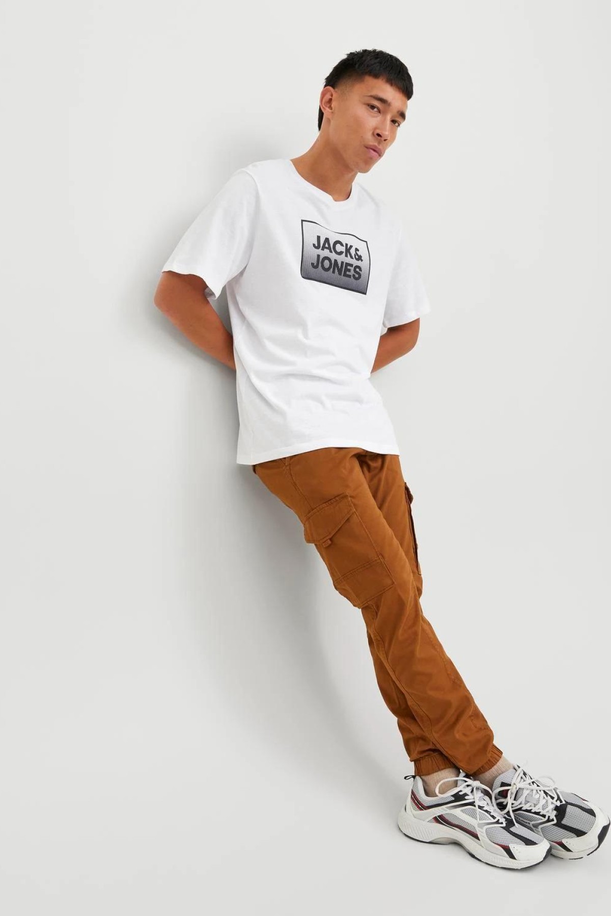 JACK&JONES 12249331 JACK&JONES YAZILI YUVARLAK YAKA KISA KOL TSHIRT JACK&JONES 12249331 JACK&JONES YAZILI YUVARLAK YAKA KISA KOL TSHIRT