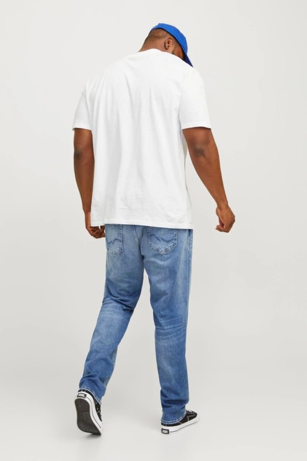 JACK&JONES 12250623 BASIC %100 COTON  BUYUK BEDEN 0 YAKA KISA KOL TSHIRT JACK&JONES 12250623 BASIC %100 COTON  BUYUK BEDEN 0 YAKA KISA KOL TSHIRT