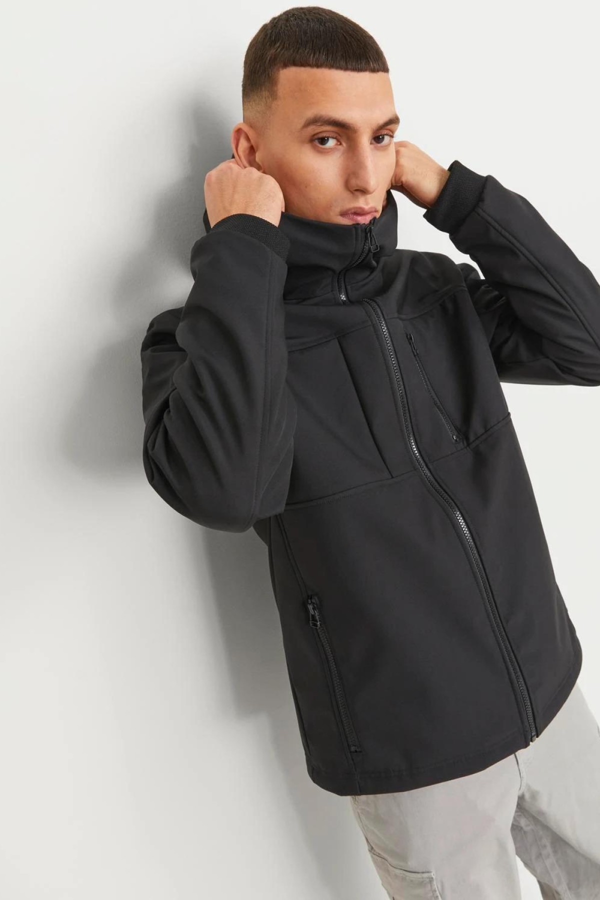 JACK&JONES 12252212 ON FERMUARLI KOL UCU LASTIKLI SUYA DAYANIKLI SOFTSHELL MONT JACK&JONES 12252212 ON FERMUARLI KOL UCU LASTIKLI SUYA DAYANIKLI SOFTSHELL MONT