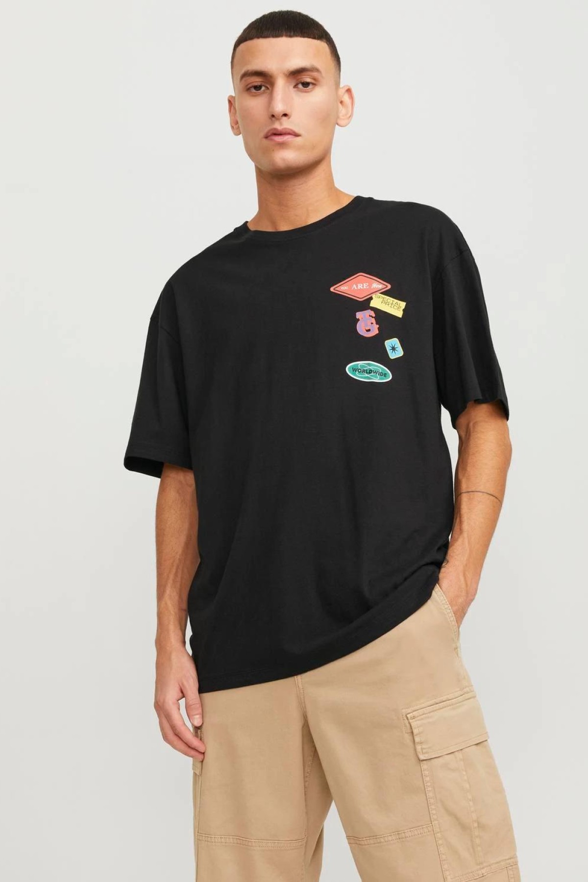 JACK&JONES 12254175 BASKILI 0 YAKA KISA KOL TSHIRT JACK&JONES 12254175 BASKILI 0 YAKA KISA KOL TSHIRT