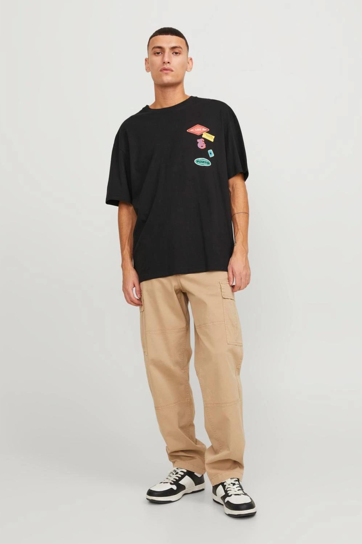 JACK&JONES 12254175 BASKILI 0 YAKA KISA KOL TSHIRT JACK&JONES 12254175 BASKILI 0 YAKA KISA KOL TSHIRT