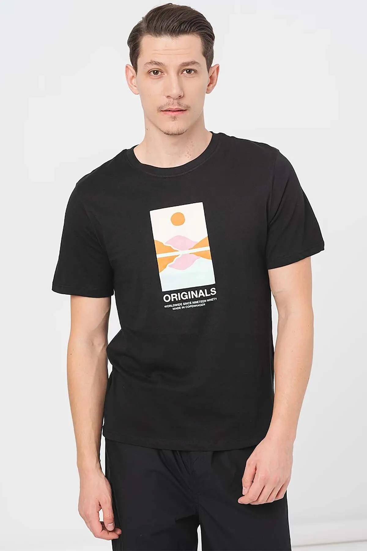 JACK&JONES 12255640 ON BASKILI YAZILI YUVARLAK YAKA KISA KOL TSHIRT JACK&JONES 12255640 ON BASKILI YAZILI YUVARLAK YAKA KISA KOL TSHIRT