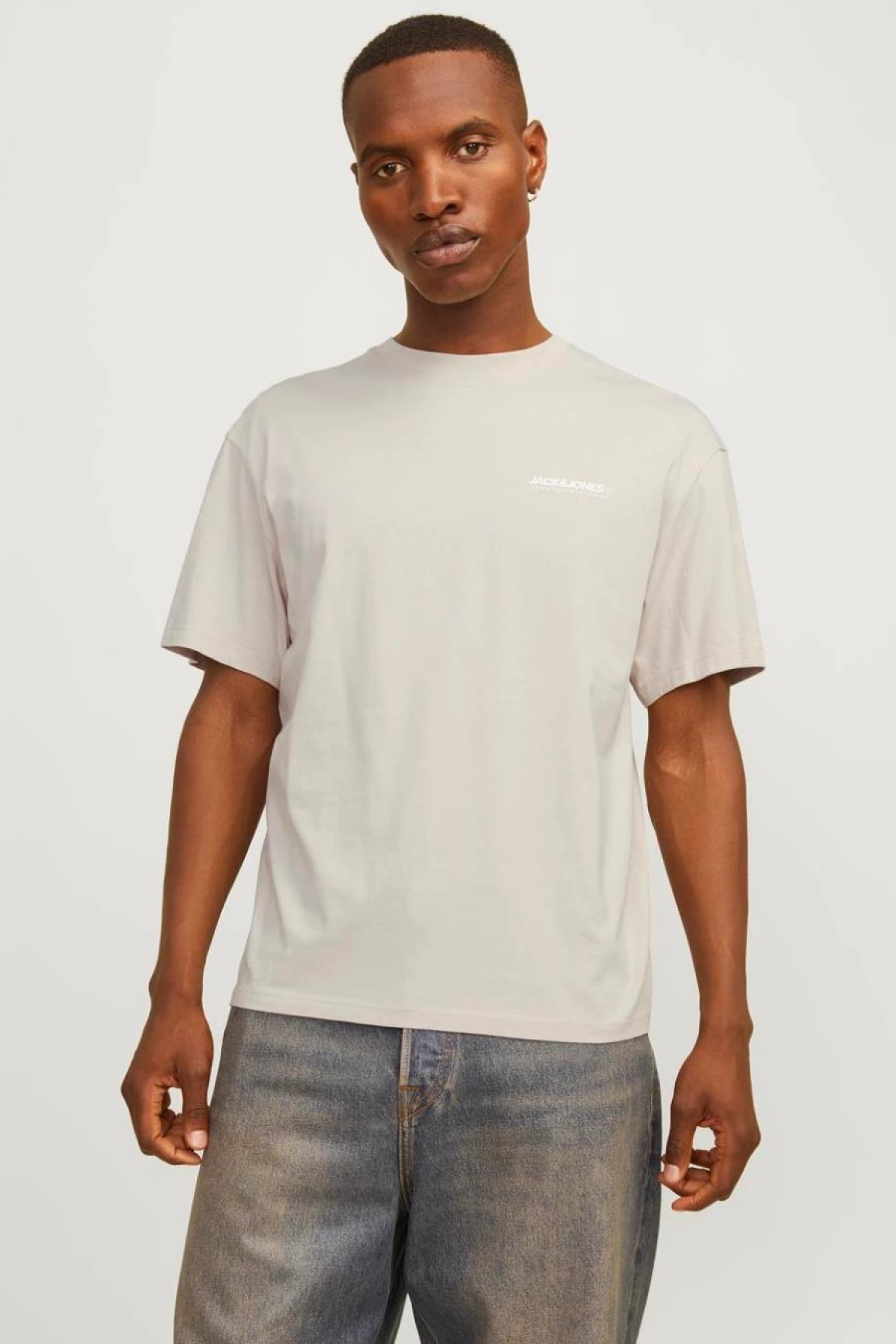 JACK&JONES 12256589 JJELEGACY TEE KISA KOL ERKEK TSH JACK&JONES 12256589 JJELEGACY TEE KISA KOL ERKEK TSH