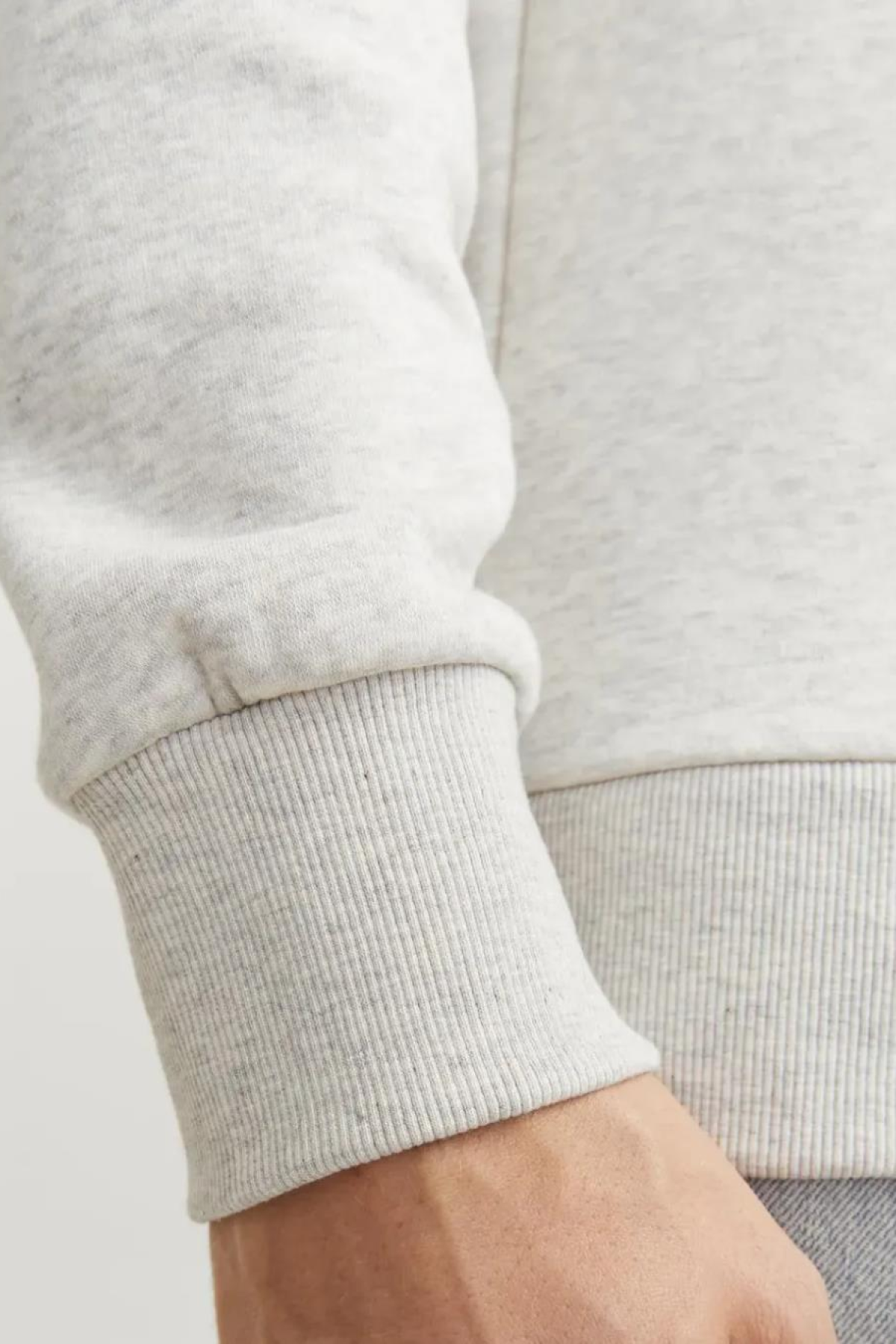 JACK&JONES 12256820 JJSOUTH KAPUSONLU 3 IPLIK SWEAT JACK&JONES 12256820 JJSOUTH KAPUSONLU 3 IPLIK SWEAT