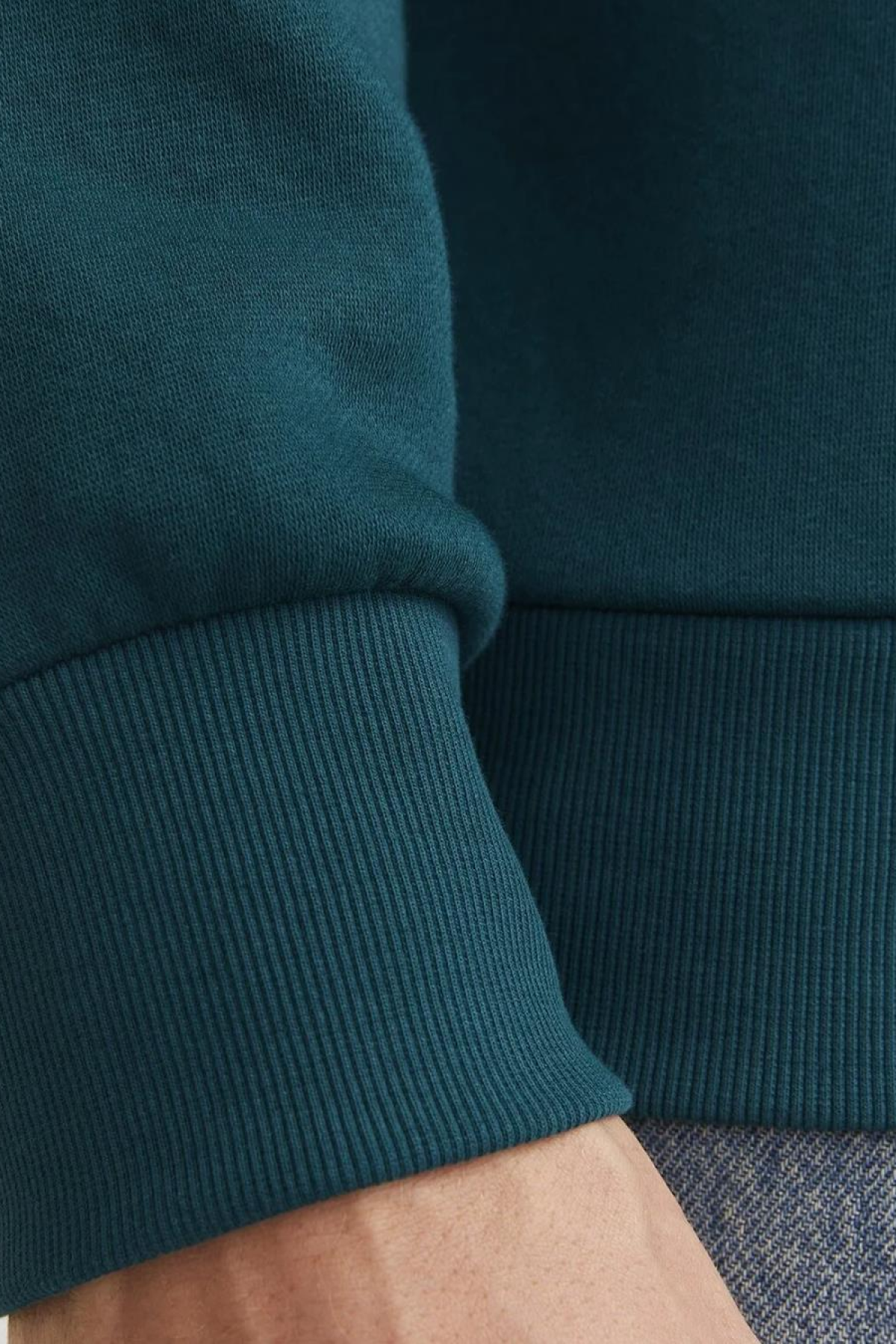 JACK&JONES 12256820 JJSOUTH KAPUSONLU 3 IPLIK SWEAT JACK&JONES 12256820 JJSOUTH KAPUSONLU 3 IPLIK SWEAT