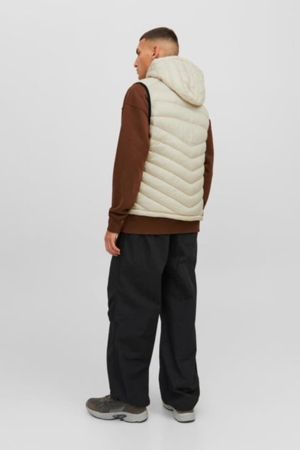 JACK&JONES 12258452 2 CEP KAPUSONLU YELEK JACK&JONES 12258452 2 CEP KAPUSONLU YELEK