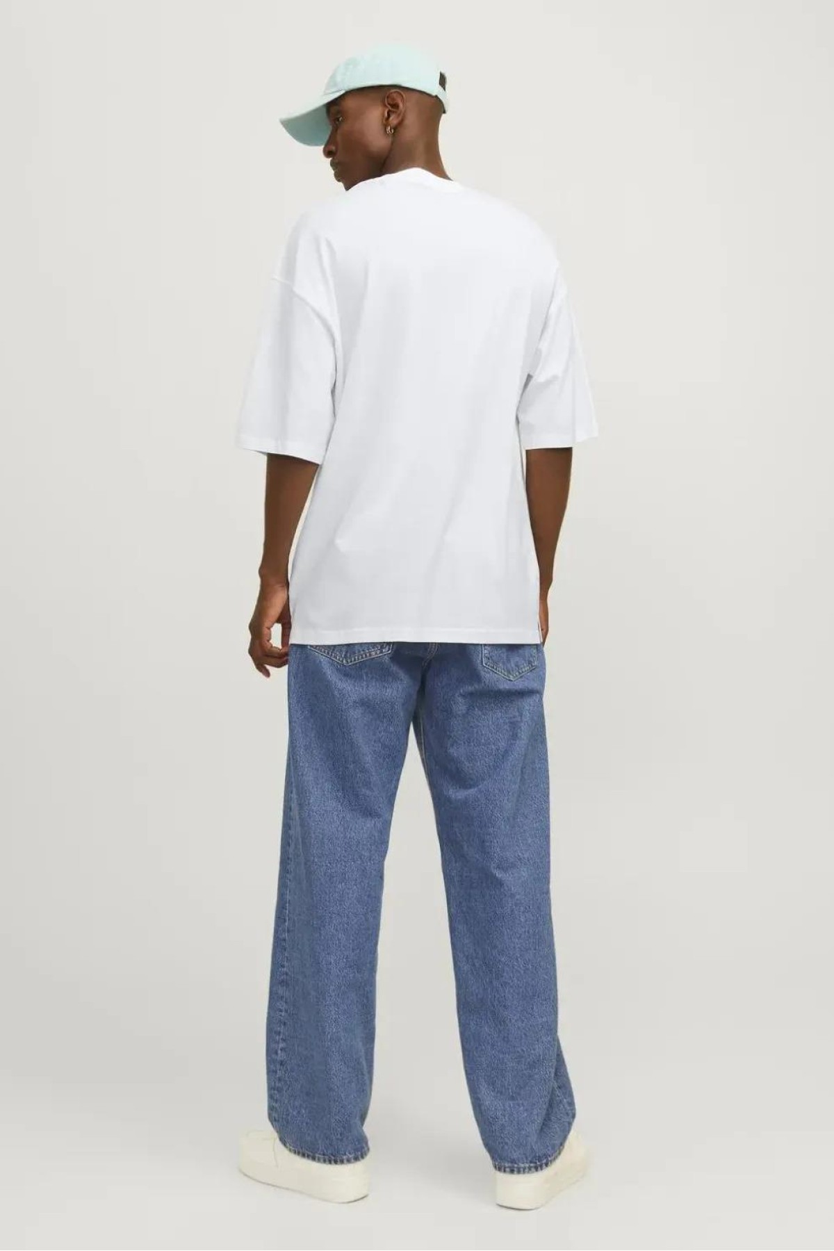 JACK&JONES 12259975 0 YAKA KISA KOL ERKEK TSH JACK&JONES 12259975 0 YAKA KISA KOL ERKEK TSH