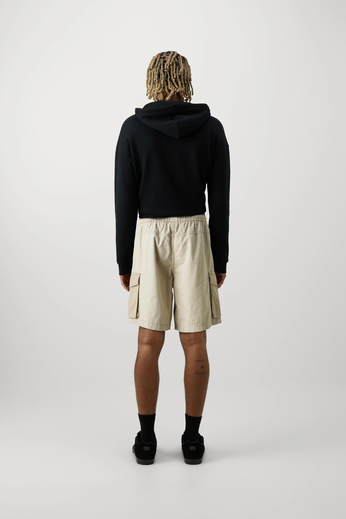 JACK&JONES 12268333 BEL LASTIKLI VE IP BAGLAMALI 6 CEPLI KARGO SHORT JACK&JONES 12268333 BEL LASTIKLI VE IP BAGLAMALI 6 CEPLI KARGO SHORT