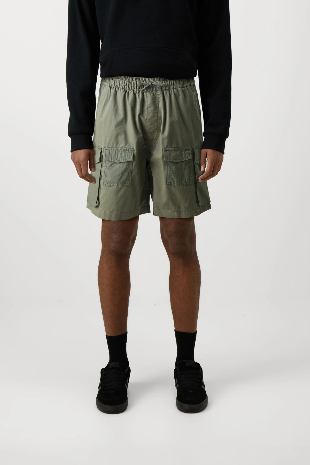JACK&JONES 12268333 BEL LASTIKLI VE IP BAGLAMALI 6 CEPLI KARGO SHORT JACK&JONES 12268333 BEL LASTIKLI VE IP BAGLAMALI 6 CEPLI KARGO SHORT