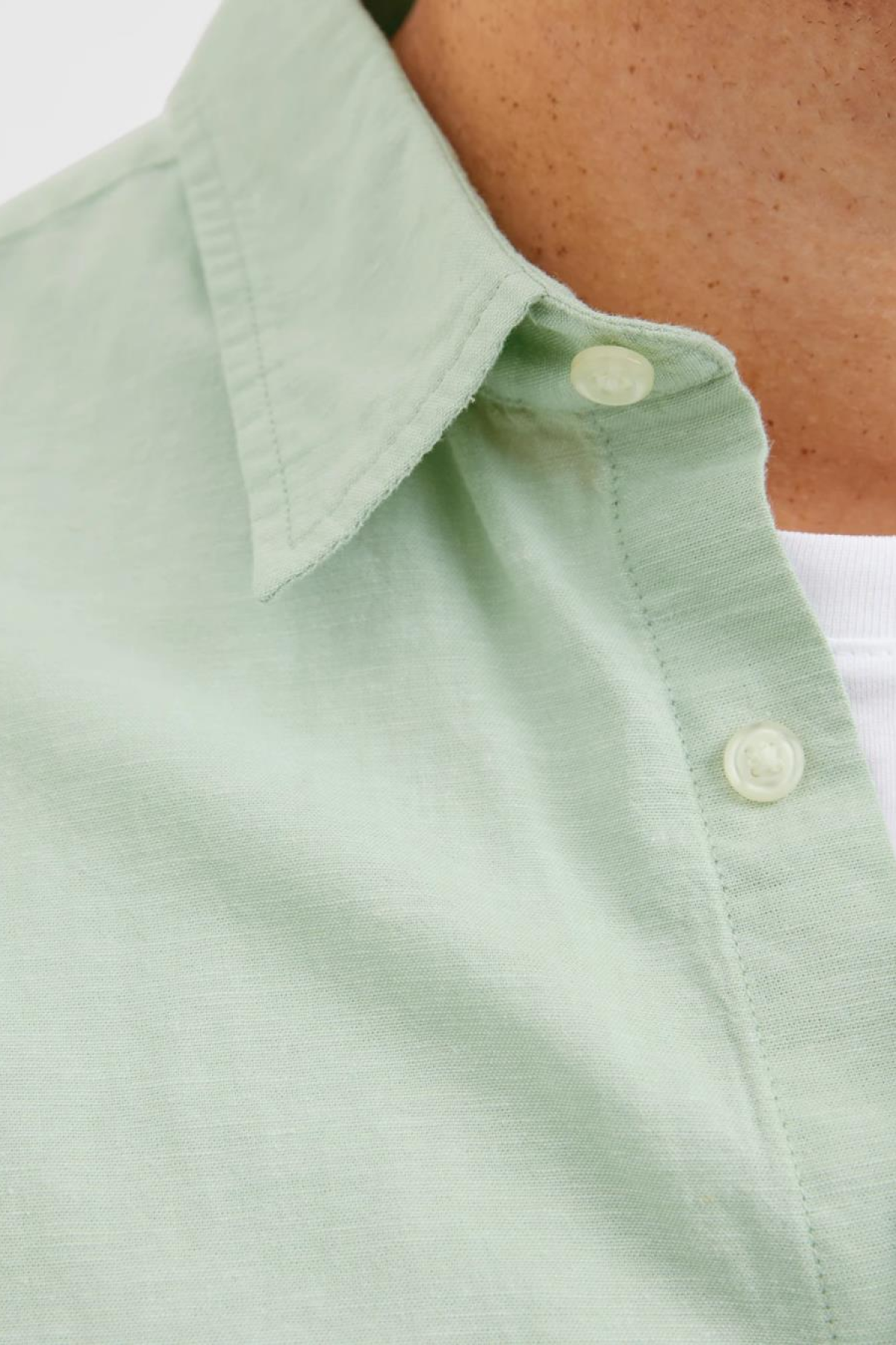 JACK&JONES 12269089 BATTAL BUYUK BEDEN JJEBREEZE LINEN  BLEND ERKEK UZUN KOL GOMLEK JACK&JONES 12269089 BATTAL BUYUK BEDEN JJEBREEZE LINEN  BLEND ERKEK UZUN KOL GOMLEK