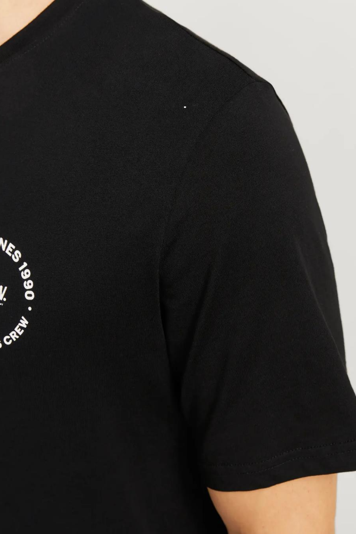 JACK&JONES 12269280 SIMON TEE KISA KOL ERKEK TSH JACK&JONES 12269280 SIMON TEE KISA KOL ERKEK TSH