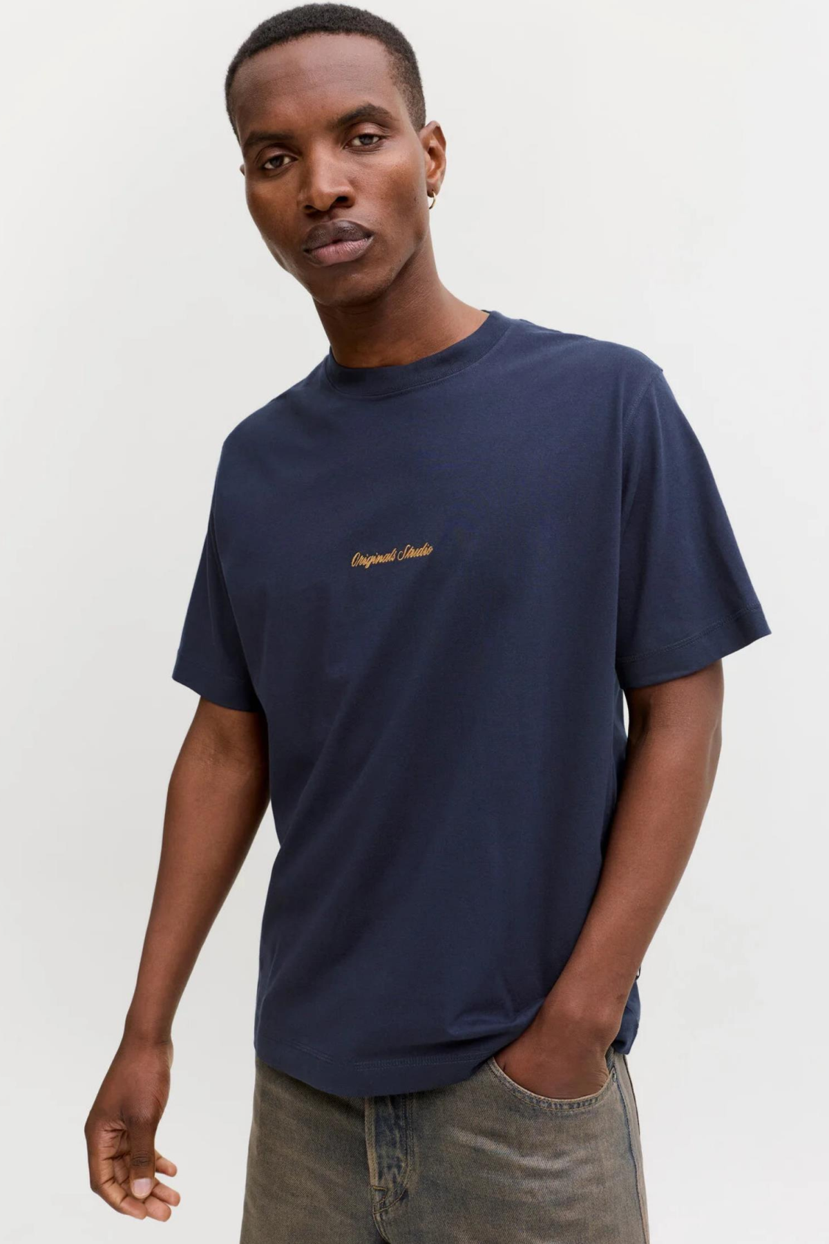 JACK&JONES 12282892 JORNORREBRO EMB O  YAKA KISA KOL TSH