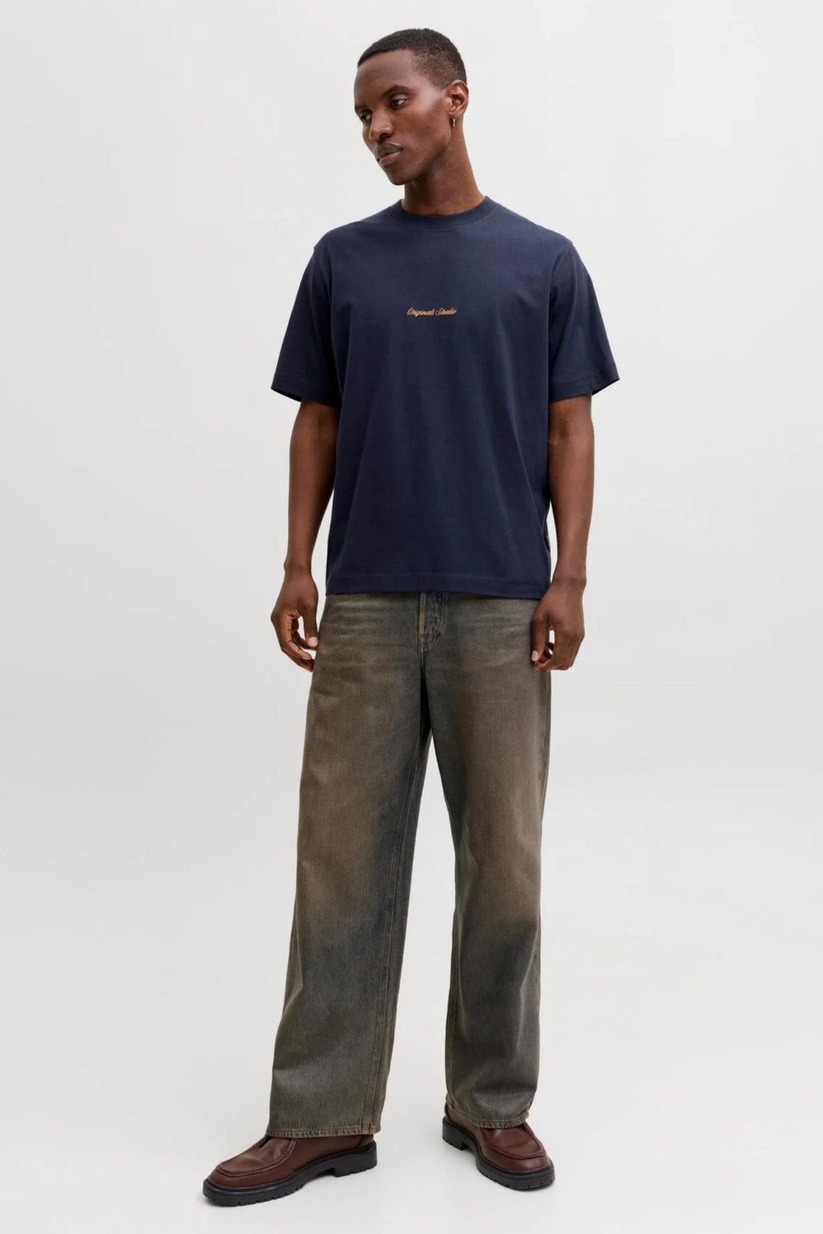 JACK&JONES 12282892 JORNORREBRO EMB O  YAKA KISA KOL TSH
