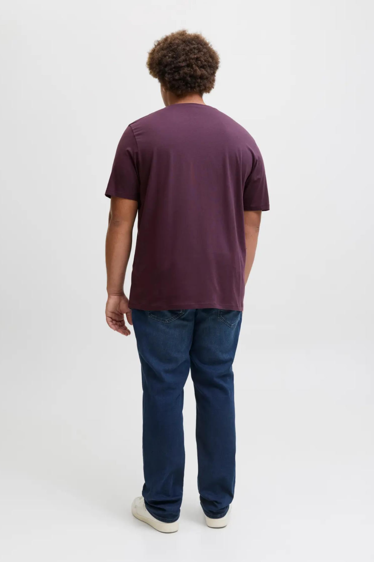 JACK&JONES 12284905 JJELOGO  YAZILI BUYUK BEDEN KISA KOL TSHIRT